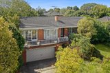 https://images.listonce.com.au/custom/160x/listings/14-farquharson-street-mount-waverley-vic-3149/923/01733923_img_02.jpg?HXllZyASgt8