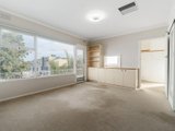 https://images.listonce.com.au/custom/160x/listings/14-flinders-street-bulleen-vic-3105/171/01062171_img_07.jpg?gdzxnNjeRUo