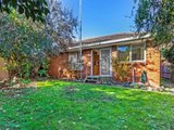https://images.listonce.com.au/custom/160x/listings/14-gareth-drive-burwood-east-vic-3151/561/01743561_img_06.jpg?Pveix0iZQAY