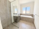 https://images.listonce.com.au/custom/160x/listings/14-geometry-drive-charlemont-vic-3217/902/01983902_img_11.jpg?CfeMISBdquA