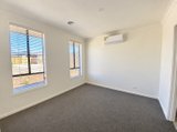 https://images.listonce.com.au/custom/160x/listings/14-geometry-drive-charlemont-vic-3217/902/01983902_img_12.jpg?G4hpS9CNhJY