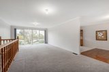 https://images.listonce.com.au/custom/160x/listings/14-graeme-avenue-montmorency-vic-3094/108/00902108_img_05.jpg?2CSffiZOukI