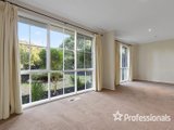 https://images.listonce.com.au/custom/160x/listings/14-grose-court-croydon-hills-vic-3136/789/01525789_img_06.jpg?yFS1MIeGEes