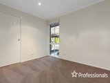 https://images.listonce.com.au/custom/160x/listings/14-grose-court-croydon-hills-vic-3136/789/01525789_img_11.jpg?d8RvM1lkJzU