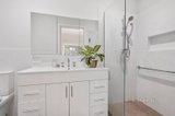 https://images.listonce.com.au/custom/160x/listings/14-hamilton-avenue-blackburn-vic-3130/156/01681156_img_07.jpg?QylWPngQDXY
