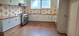 https://images.listonce.com.au/custom/160x/listings/14-hampstead-crescent-glen-waverley-vic-3150/658/01908658_img_04.jpg?ZECTI4edu3Y