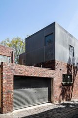 https://images.listonce.com.au/custom/160x/listings/14-hanover-street-fitzroy-vic-3065/468/01336468_img_18.jpg?Y5NJxP-970E