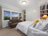 https://images.listonce.com.au/custom/160x/listings/14-harker-street-healesville-vic-3777/650/01525650_img_10.jpg?auSgyzCWiVY