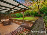 https://images.listonce.com.au/custom/160x/listings/14-harker-street-healesville-vic-3777/650/01525650_img_14.jpg?wOwKZfXFWYM