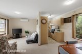 https://images.listonce.com.au/custom/160x/listings/14-heddon-court-eltham-vic-3095/161/01010161_img_09.jpg?u2Mt2gzPP40