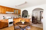 https://images.listonce.com.au/custom/160x/listings/14-helen-street-northcote-vic-3070/234/01530234_img_04.jpg?ZOHQ2nc3FIs