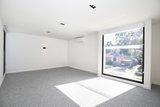 https://images.listonce.com.au/custom/160x/listings/14-heysham-way-templestowe-vic-3106/924/01368924_img_04.jpg?I9AFy50Apls