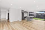 https://images.listonce.com.au/custom/160x/listings/14-hillside-street-springvale-vic-3171/888/01741888_img_01.jpg?QV_dLwHtHpY
