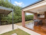 https://images.listonce.com.au/custom/160x/listings/14-hillwood-close-hamlyn-heights-vic-3215/369/01552369_img_12.jpg?iGZ1bQcQCJE