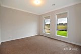 https://images.listonce.com.au/custom/160x/listings/14-howe-street-miners-rest-vic-3352/166/01817166_img_04.jpg?-ZxlXRlTcp0