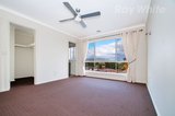 https://images.listonce.com.au/custom/160x/listings/14-huntly-ave-mooroolbark-vic-3138/947/01967947_img_08.jpg?Sm-9nZ7Hs_o