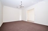 https://images.listonce.com.au/custom/160x/listings/14-huntly-ave-mooroolbark-vic-3138/947/01967947_img_11.jpg?tY4oRH5hzwM