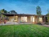 https://images.listonce.com.au/custom/160x/listings/14-jorgensen-avenue-doreen-vic-3754/726/00958726_img_11.jpg?l6-wONNq3HU