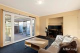 https://images.listonce.com.au/custom/160x/listings/14-kallay-street-croydon-vic-3136/302/01747302_img_04.jpg?KauFjzJilI8