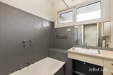 https://images.listonce.com.au/custom/160x/listings/14-kallay-street-croydon-vic-3136/302/01747302_img_07.jpg?Touk8b2bg_w
