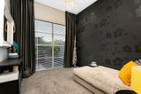 https://images.listonce.com.au/custom/160x/listings/14-kingsley-street-elwood-vic-3184/029/01794029_img_12.jpg?eKibLIkeYmU