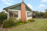 https://images.listonce.com.au/custom/160x/listings/14-lake-street-wendouree-vic-3355/036/01576036_img_01.jpg?ZILaUL999jk