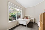 https://images.listonce.com.au/custom/160x/listings/14-laurel-hill-drive-eltham-north-vic-3095/593/01734593_img_07.jpg?TAW0zaRqVX0