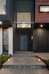 https://images.listonce.com.au/custom/160x/listings/14-lemana-crescent-mount-waverley-vic-3149/290/01521290_img_21.jpg?xU4KcdewVgg