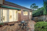 https://images.listonce.com.au/custom/160x/listings/14-leslie-court-lower-plenty-vic-3093/355/01393355_img_11.jpg?XsWgqqA5za8