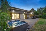 https://images.listonce.com.au/custom/160x/listings/14-linaker-drive-macleod-vic-3085/479/00770479_img_03.jpg?N2Ozhg2TVQM