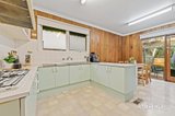 https://images.listonce.com.au/custom/160x/listings/14-lindisfarne-drive-burwood-east-vic-3151/812/01932812_img_04.jpg?_xO9Jj8rP_E