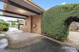 https://images.listonce.com.au/custom/160x/listings/14-lindisfarne-drive-burwood-east-vic-3151/812/01932812_img_12.jpg?ndZMZ3klMoM