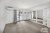 https://images.listonce.com.au/custom/160x/listings/14-little-bendall-street-kensington-vic-3031/679/01971679_img_04.jpg?cRtSeNjksMs