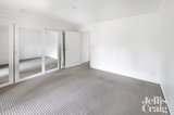 https://images.listonce.com.au/custom/160x/listings/14-little-bendall-street-kensington-vic-3031/679/01971679_img_05.jpg?ayhpciWQqx8