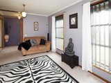 https://images.listonce.com.au/custom/160x/listings/14-lovell-court-whittington-vic-3219/007/01699007_img_03.jpg?56JqJkqUKe0