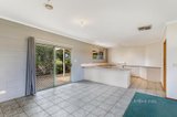 https://images.listonce.com.au/custom/160x/listings/14-lowther-street-maldon-vic-3463/156/01111156_img_06.jpg?nB_28VNZdVw