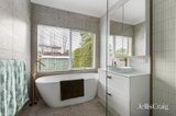 https://images.listonce.com.au/custom/160x/listings/14-mackie-road-bentleigh-east-vic-3165/218/01809218_img_10.jpg?2Ogxqzxtk0E