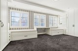 https://images.listonce.com.au/custom/160x/listings/14-madden-street-albert-park-vic-3206/692/01766692_img_01.jpg?05yclYZKFTc