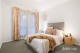 https://images.listonce.com.au/custom/160x/listings/14-marilyn-crescent-ringwood-vic-3134/983/01793983_img_08.jpg?-JKUmqvQEvs