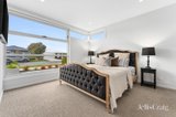 https://images.listonce.com.au/custom/160x/listings/14-mary-drive-alfredton-vic-3350/543/01922543_img_08.jpg?2S9DqkCdPUs