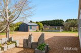 https://images.listonce.com.au/custom/160x/listings/14-mcmahons-road-glenlyon-vic-3461/236/01956236_img_11.jpg?AbWVNnBYExo