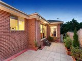 https://images.listonce.com.au/custom/160x/listings/14-mersey-street-box-hill-north-vic-3129/937/01683937_img_10.jpg?HX4yBPWN1dQ