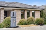 https://images.listonce.com.au/custom/160x/listings/14-mikaela-court-ballarat-north-vic-3350/104/01951104_img_07.jpg?ysn9_koL7Yg