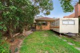 https://images.listonce.com.au/custom/160x/listings/14-mossman-drive-eaglemont-vic-3084/028/00691028_img_06.jpg?HJWfBQyK4to