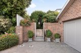 https://images.listonce.com.au/custom/160x/listings/14-oban-way-macleod-vic-3085/976/01699976_img_02.jpg?DnBFOY2VO20