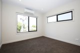 https://images.listonce.com.au/custom/160x/listings/14-outhwaite-road-heidelberg-heights-vic-3081/596/01905596_img_06.jpg?k1O9CwpVElM