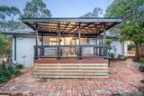https://images.listonce.com.au/custom/160x/listings/14-park-west-road-eltham-vic-3095/776/01971776_img_14.jpg?jQ5C-Ds_sn0