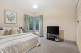 https://images.listonce.com.au/custom/160x/listings/14-parkside-street-blackburn-vic-3130/396/01652396_img_10.jpg?5mcMndQZJ7c