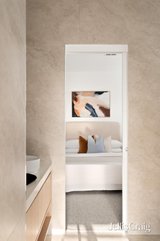 https://images.listonce.com.au/custom/160x/listings/14-peerless-court-avondale-heights-vic-3034/516/01990516_img_16.jpg?r1FGNFLTkr8
