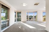 https://images.listonce.com.au/custom/160x/listings/14-penshurst-place-warranwood-vic-3134/181/01950181_img_07.jpg?CtpU9l-3VB4
